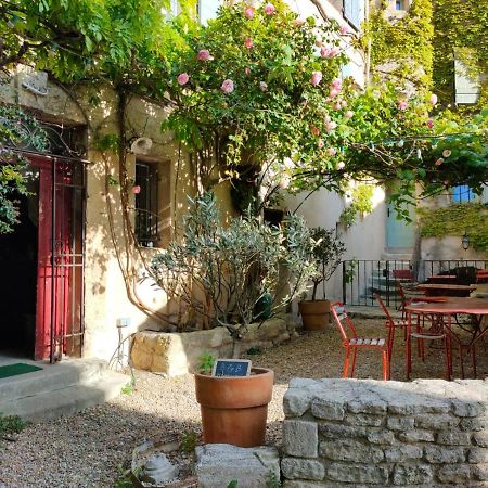 La Maison Pres De La Fontaine Saignon Exteriör bild
