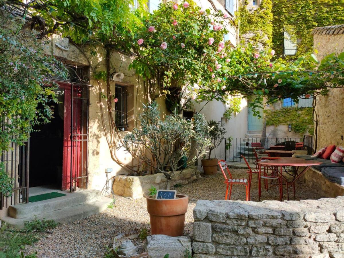 La Maison Pres De La Fontaine Saignon Exteriör bild